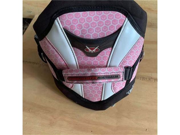 2 Harnesses (Small - Suit Kids)