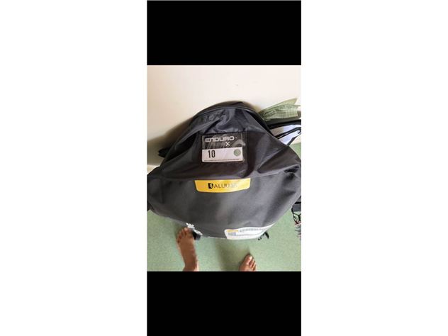 2025 Ozone Enduro Ultra X - 10 metre