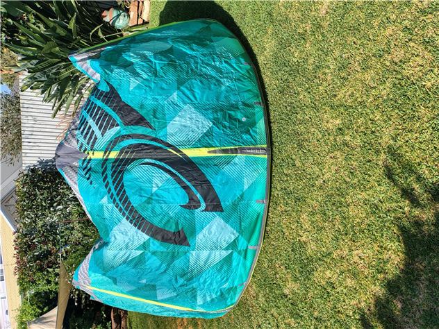 2015 Cabrinha Switchblade