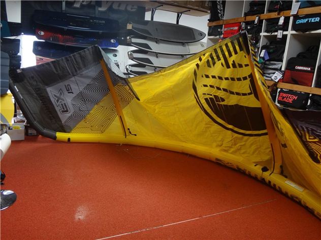 2018 Cabrinha Fx - 12 metre