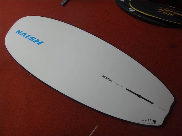 2022 Naish Mana Soft Deck - 9' 5", 32 inches