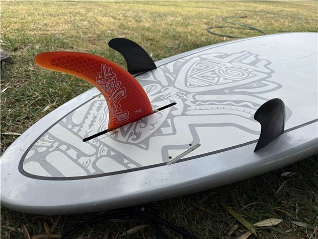 2010 Starboard Converse - 9' 5", 30 inches