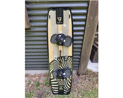 Brunotti  141 cm kiteboarding twintip