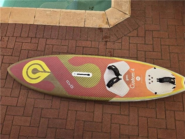 2021 Goya Custom Pro Quad 104L - 104 litres