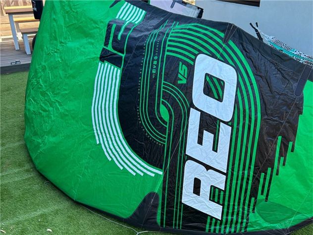 2019 Ozone Reo V5 - 12 metre