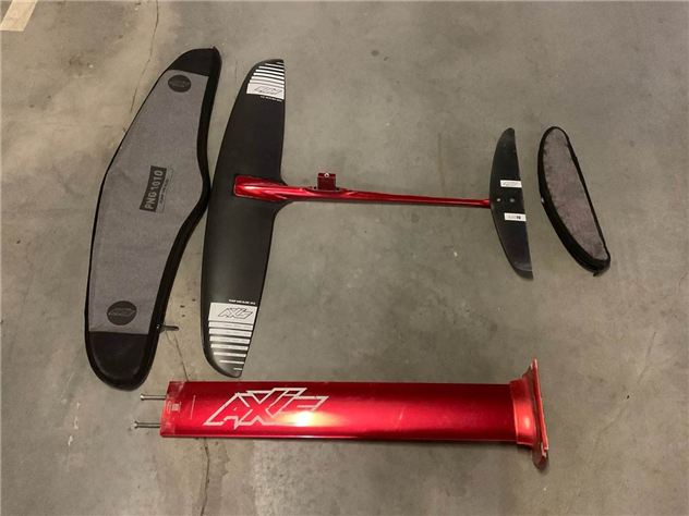 2023 Axis Axis Foil Set Up + Fanatic Board - 6' 0"