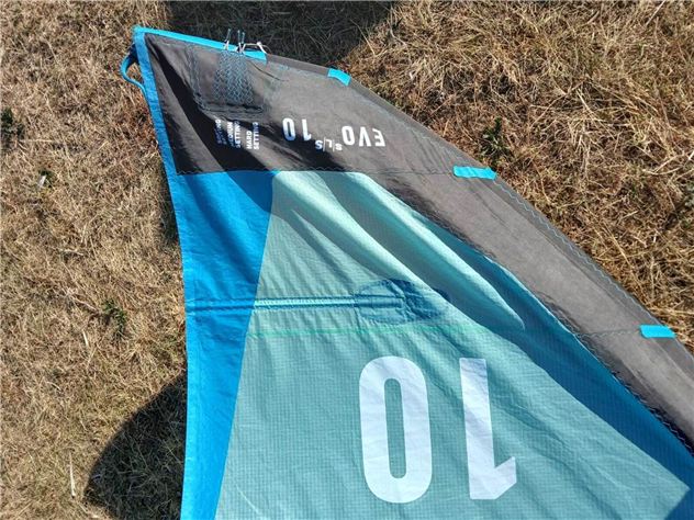 2022 Duotone Evo Sls - 10 metre