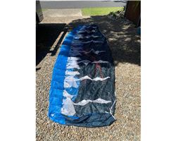Flysurfer Peak 4 And Hybrid kitesurfing kite