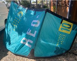 Ozone Reo V6 10864 metre kiteboarding kite