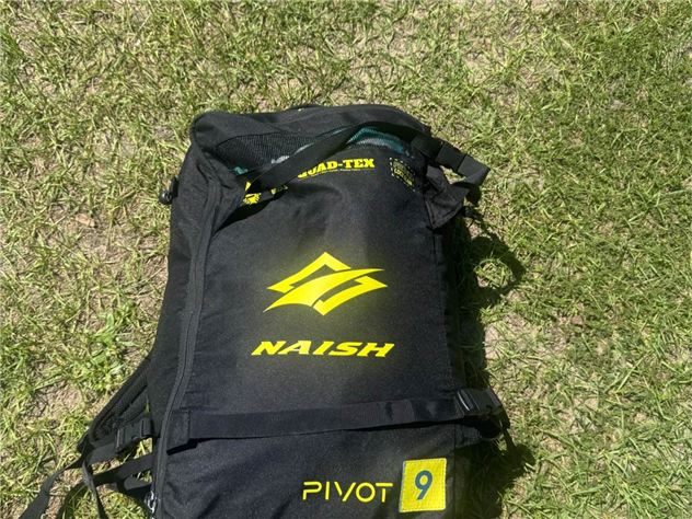2025 Naish Pivot - 9 metre