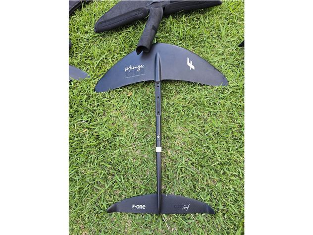 F-One Escape & Mirage Carbon Foils & Mast