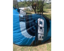 Ozone Rio V5 10 metre kiteboarding kite
