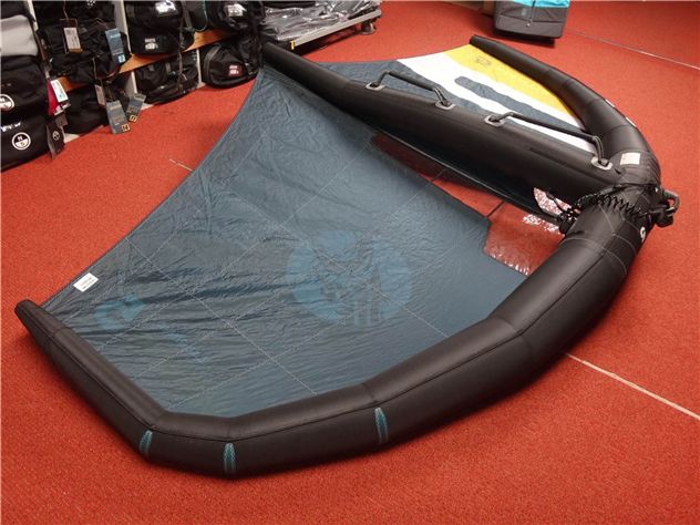 2024 Cabrinha Mantis - 5 metre