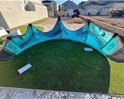 Cabrinha Switchblade 10 metre kitesurfing kite