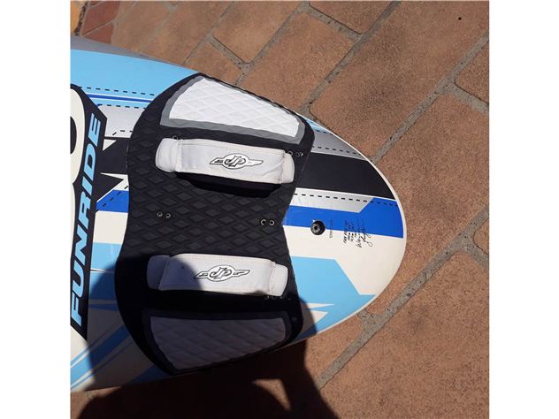 2016 JP Australia Fun Ride - 255 cm, 130 litres