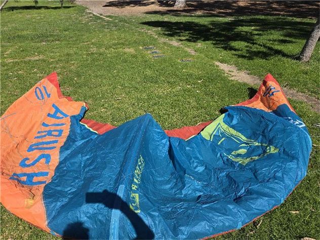 2020 Airush Lithium V11 - 8 metre