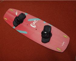 F-One One 140 cm kitesurfing twintip