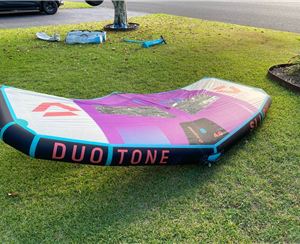 2022 Duotone Slick Quiver