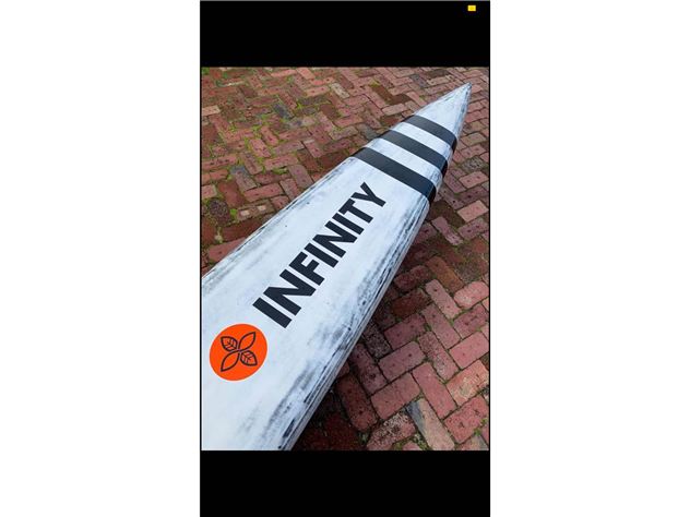 Infinity Whiplash - 14' 0", 23 inches