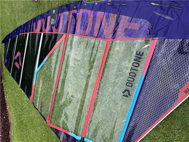 2023 Duotone Warp Fin - 5.8 metre