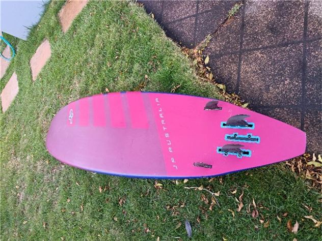 2023 JP Australia Pro Edition Ultimate Wave Thruster & Qua - 83 litres