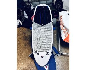 2025 Armstrong Surf 28L  Ex Demo Like New - 4' 3"