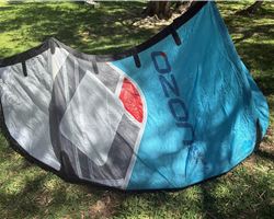 Ozone Reo V6 6 metre kiteboarding kite
