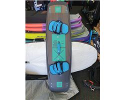 North Xride 138 cm kitesurfing twintip