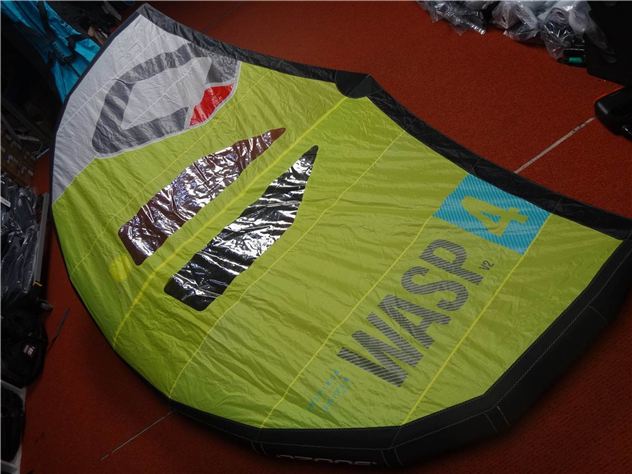 2021 Ozone Wasp V2 - 4 metre