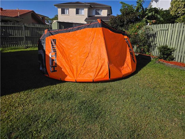 Switch Kites Element 6 - 10 metre