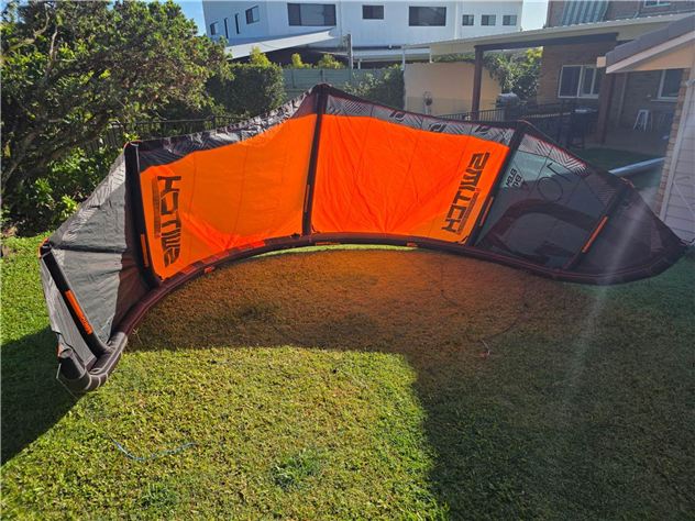 Switch Kites Element 6 - 10 metre
