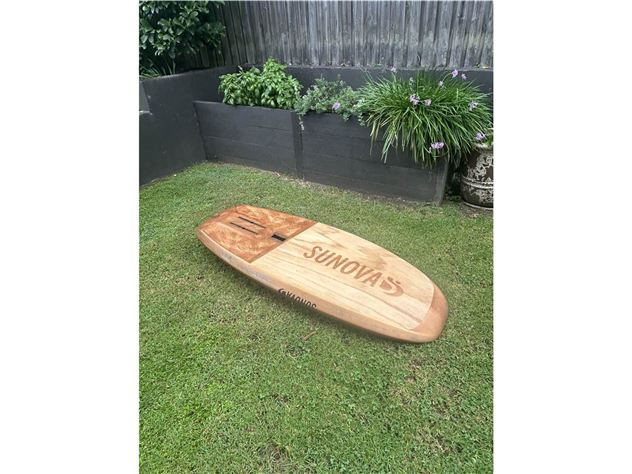 2020 Sunova Foilboard Tr3 - 5' 10", 110 Litres