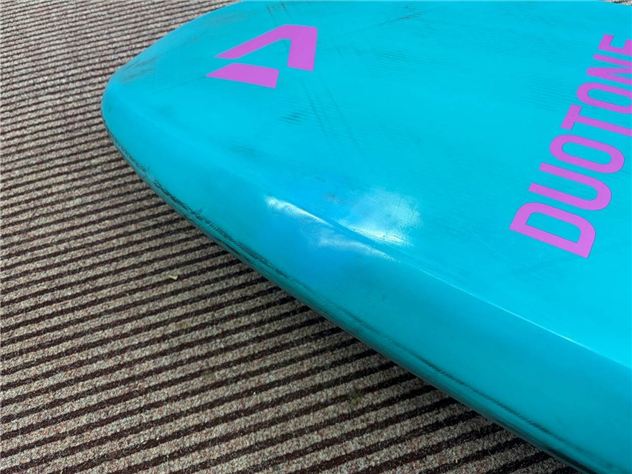 2025 Duotone Skybrid 5'6" - 5' 6", 70 Litres