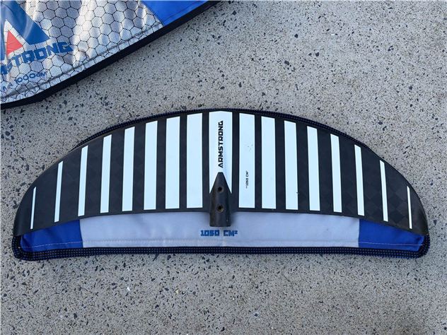 Armstrong Ma 1000.   Hs 1050. Ha 195 Tail