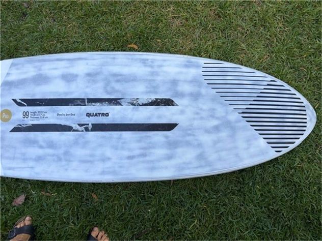 2024 Quatro Pyramid 99 - 232 cm, 99 litres