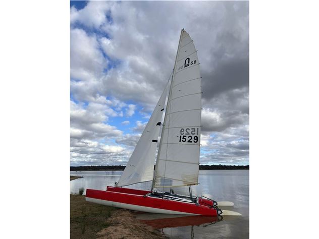 Nacra 5.8 - 5.8 metre
