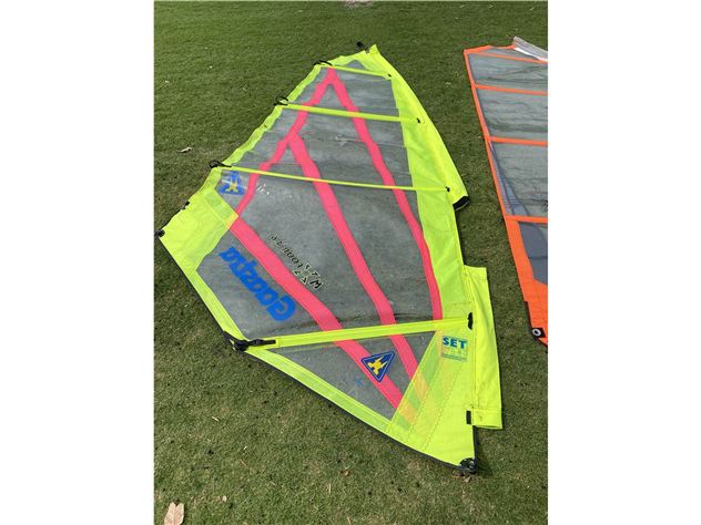Bic Bic Nova + 3 Sails - 280 cm, 180 litres