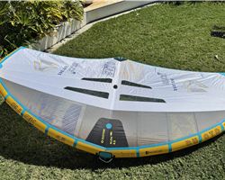 Duotone Slick Dlab foiling wind wing