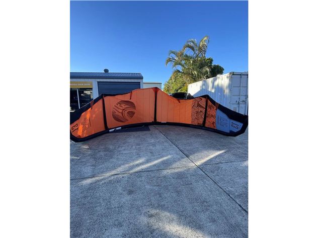 2022 Cabrinha Fx2 - 13 metre