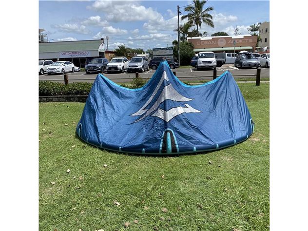 2024 Naish Pivot S28 - 10 metre