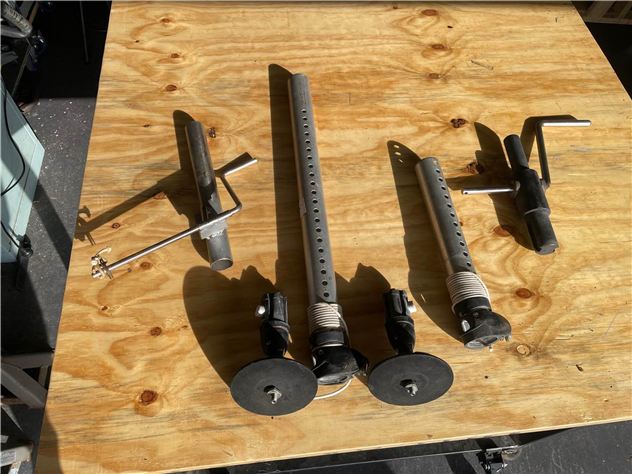 Fins, Extensions And Rig Winches