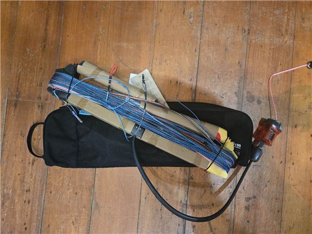 2023 Duotone Click Bar