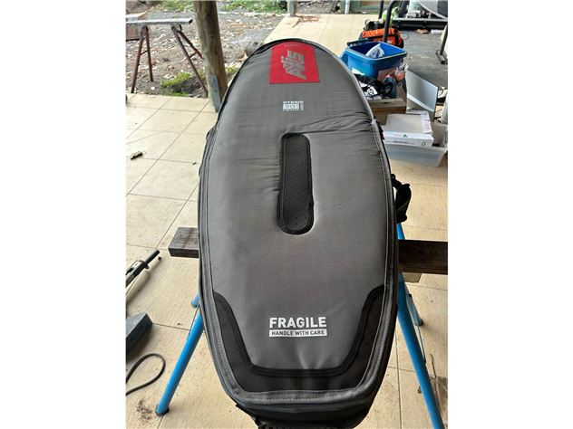 2025 Axis Hybrid - 5' 10", 90 Litres