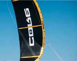 Core Pace Pro 8 metre kiteboarding kite