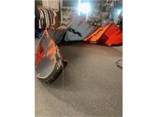 2020 Naish Slash - 7 metre