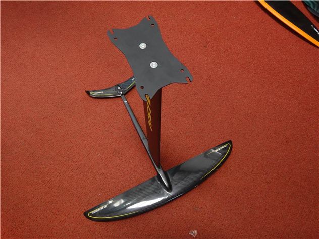 2023 Naish Semi Complete Carbon Ha 1040 / 85Cm Allo