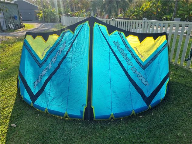 2016 Naish Pivot - 7 metre