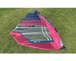 Neil Pryde Neil Pryde And Maui Sails 7 metre windsurfing sail