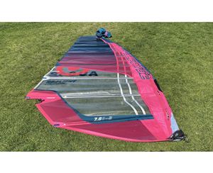 Neil Pryde Neil Pryde And Maui Sails - 7 metre