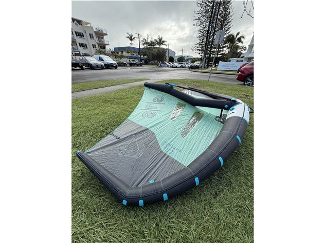 2022 Duotone Slick Sls - 5.5 metre